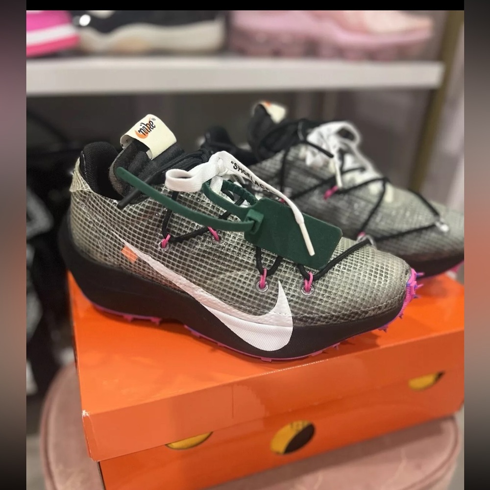 Nike vapor street off white fuchsia laser blac